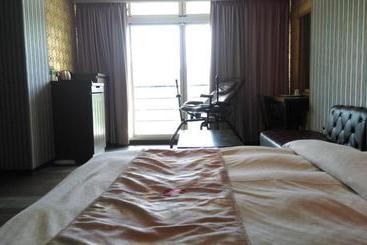 Yue Xin Motel