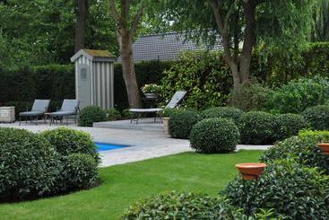 B&b Charming Escape