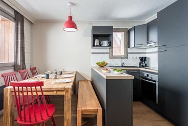 هتل Les Chalets De Rosael  Val Thorens