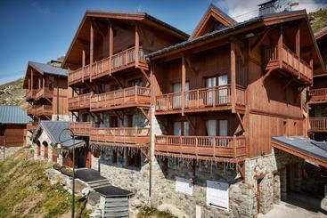هتل Les Chalets De Rosael  Val Thorens