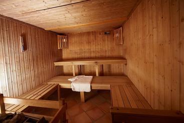 هتل Les Chalets De Rosael  Val Thorens