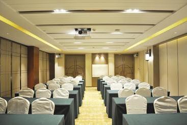 Shenzhen Luwan International Hotel And Resort