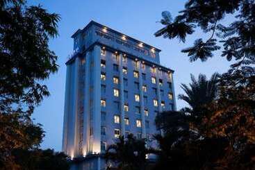 Batiqa Hotel Darmo   Surabaya