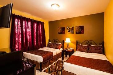 هتل Inn At 87