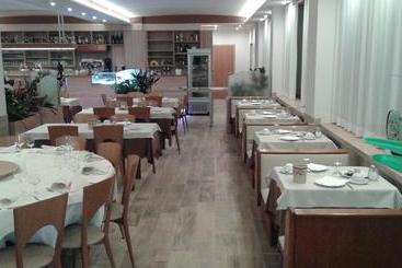 هتل La Rondine