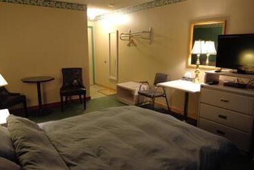 فندق Sundre Motor Inn