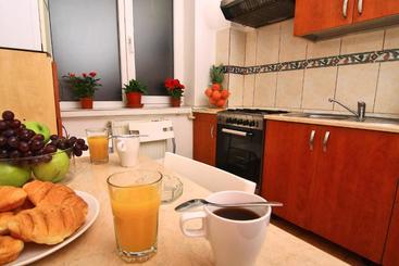 هتل Residenza Di Carbasinni