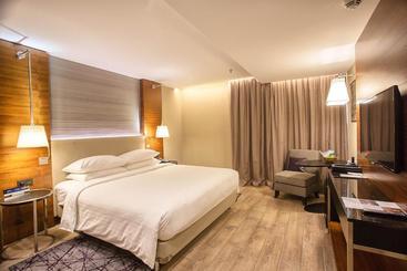 هتل Sheraton Nizhny Novgorod Kremlin