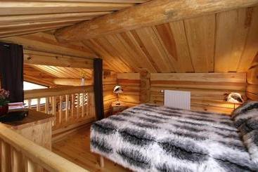 هتل Chalet Leslie Alpen