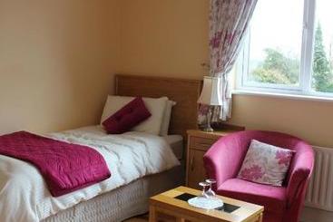 Carrowntober House B & B
