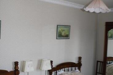 住宿加早餐  Moate Lodge