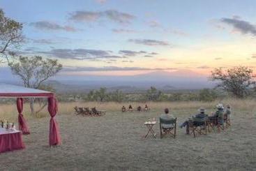 هتل Finch Hatton's Camp