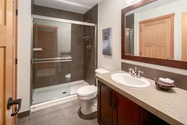 هتل The Residences At Fairmont Ridge
