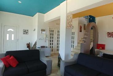 هتل Villa Picolo Paradise
