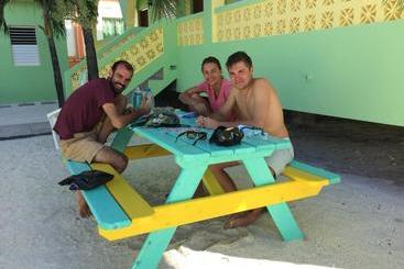 هتل Panchos Villas