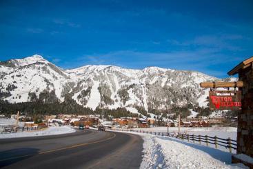 هتل Snow Ridge Condominiums