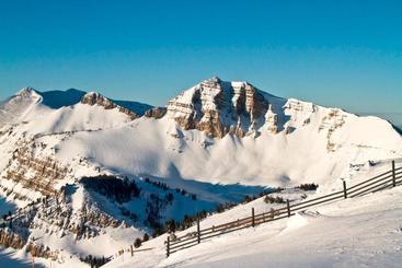 هتل Snow Ridge Condominiums