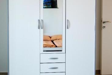 هتل Nemira Sunny Apartments