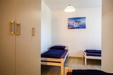 هتل Nemira Sunny Apartments