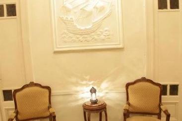 هتل Philip House