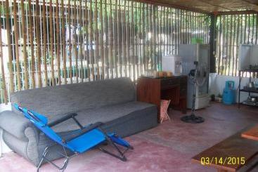 هتل Charm Guest House