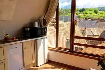 هتل Franreal Appertementes Centre Villa