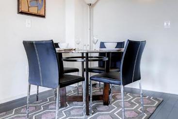 هتل Global Luxury Suites Next To Providence Place Shopping Mall