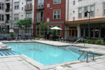 هتل Global Luxury Suites Next To Providence Place Shopping Mall