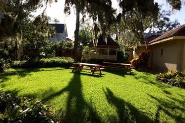 هتل The German Berl Inn
