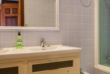 هتل Villa Vista Lara Canovas Nerja