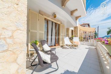 Villa Hibiscus