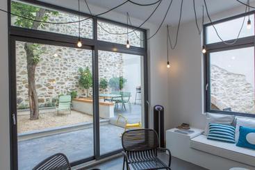 هتل La Maison Des Vendangeurs Sur Mer