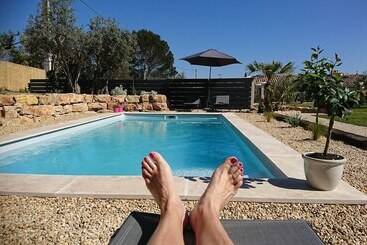 ホテル La Villa Aux Oliviers