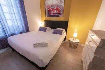 هتل Les Appartements Portail Louis