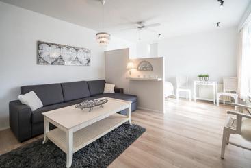 هتل River Apartments