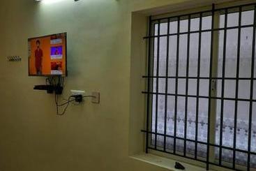 هتل Raghavi Tourist Home