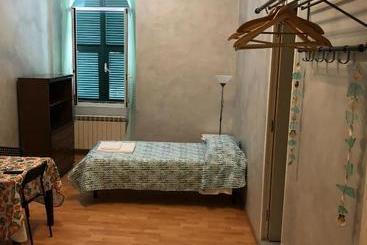 هتل Cavour Guest House
