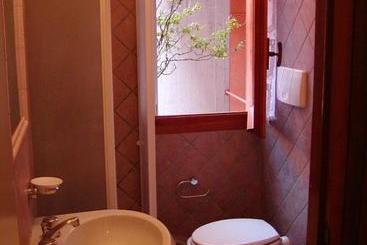 هتل Easy Apartaments Peschiera