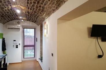 هتل Incentro Apartments