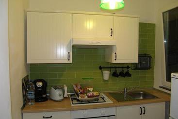 هتل Incentro Apartments