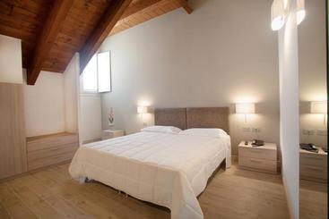 هتل Residence Le Querce