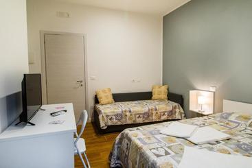 هتل Suebi Rooms