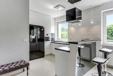 هتل Dom & House Apartments Glamour Sopot