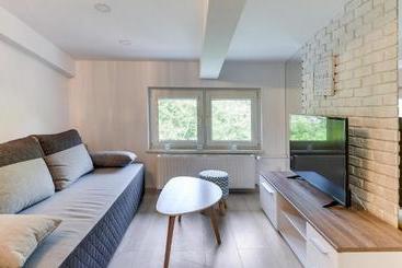 هتل Dom & House Apartments Glamour Sopot