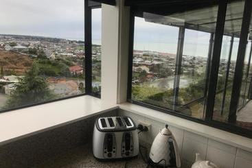 هتل Oamaru Holiday Homes 92 Aln Street