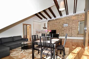 هتل Rentida Apartments