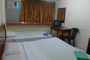 هتل Silverwood Inn