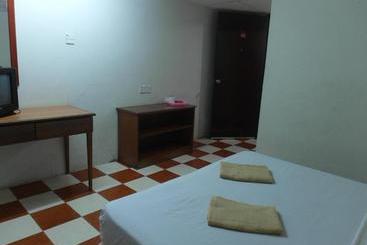 هتل Silverwood Inn