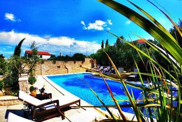هتل Villa Kos