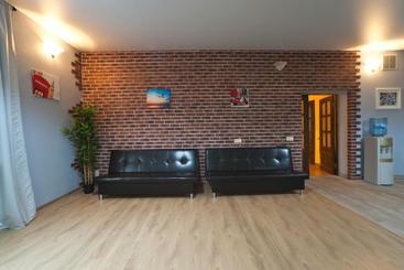 هتل Hz Hostel